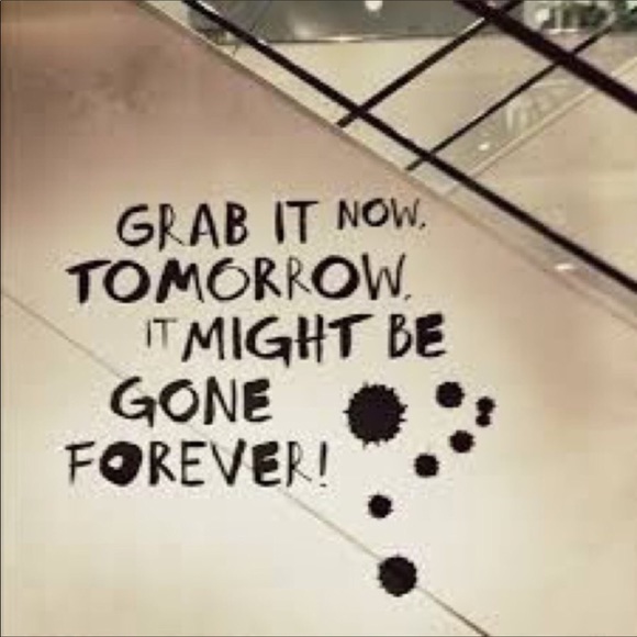 Throw and warm socks💗 - Picture 5 of 5